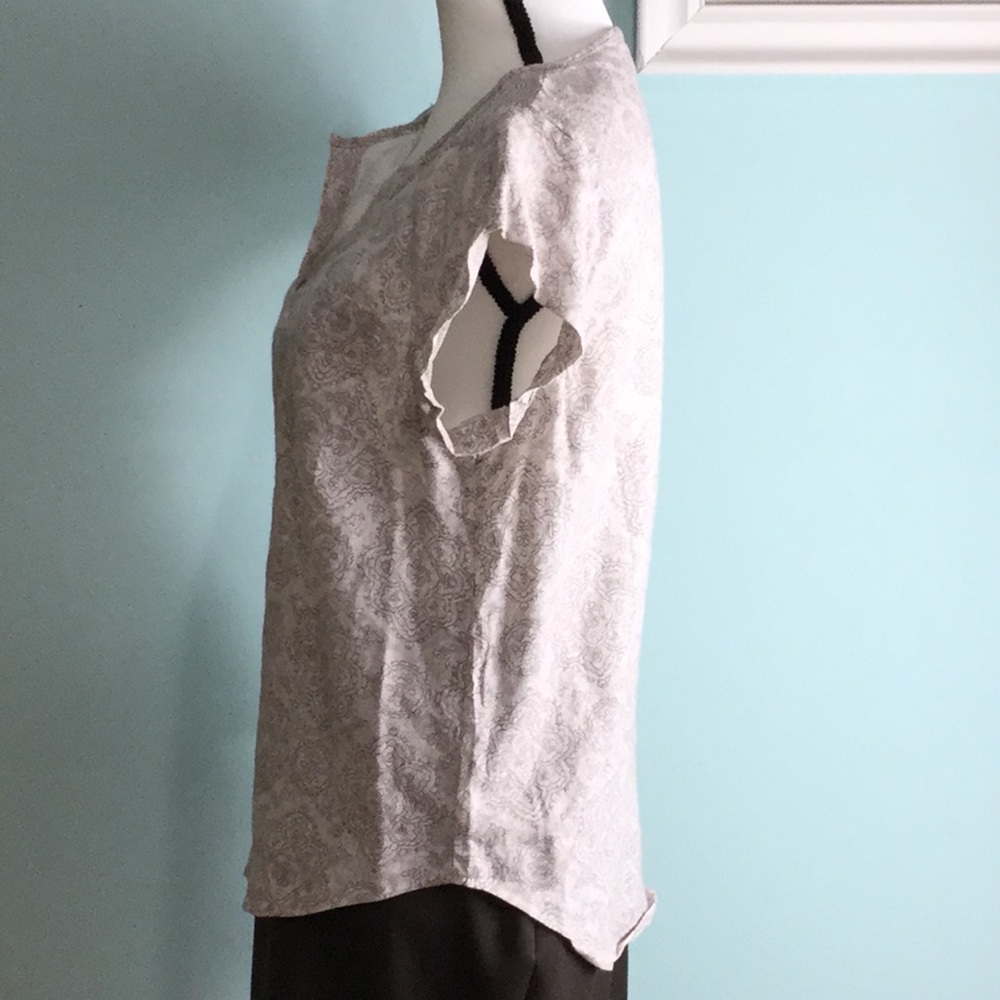 Marina Luna - Tan Print Pullover Blouse View 3